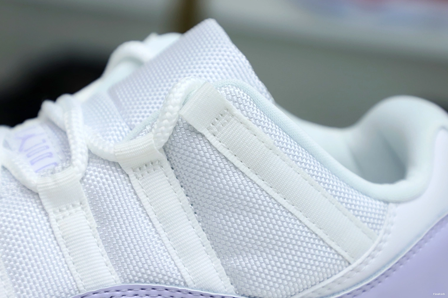 VIOLET LOW 11 JORDAN PURE AIR 0303